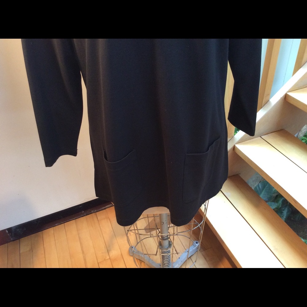 Top - Picture 4 of 6